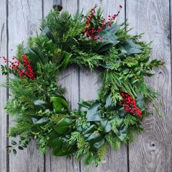 MAGNOLIA WREATH