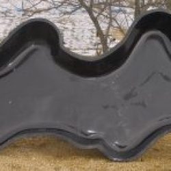 FIBERGLASS POND MODEL Z APPROX SIZE 12' X 6' X 16"
